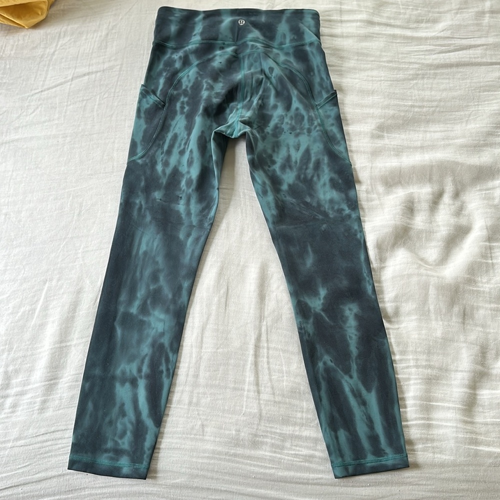 Lululemon High Rise - Picture 2 of 7